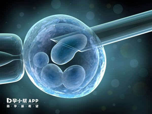 水下孕妇照 孕妇水下分娩实录